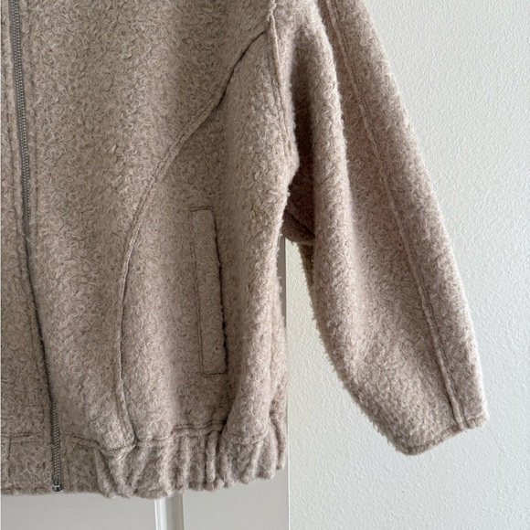 Women’s ZARA Zip-Up Tan Sherpa Jacket - Picture 2 of 4
